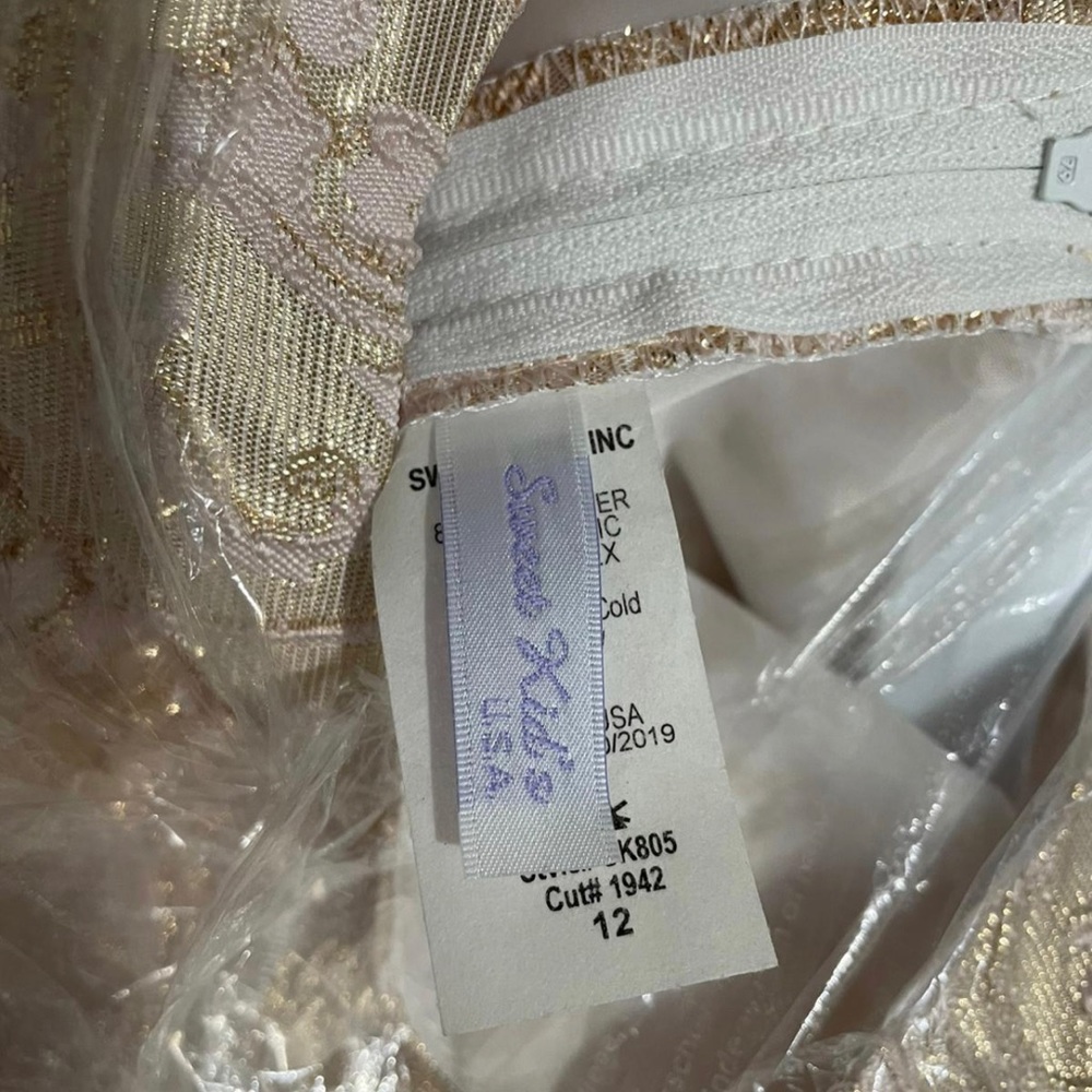 SWEET LADY USA, Girl Dress. Never worn. - Picture 4 of 4